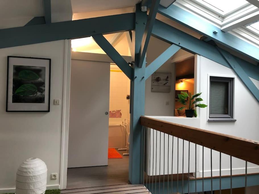 Maison Type Loft - Avec Parking En Plein Centre La Rochelle  Exteriör bild