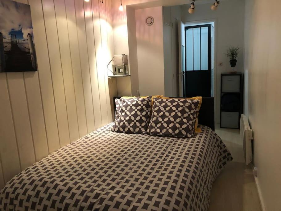 Maison Type Loft - Avec Parking En Plein Centre La Rochelle  Exteriör bild