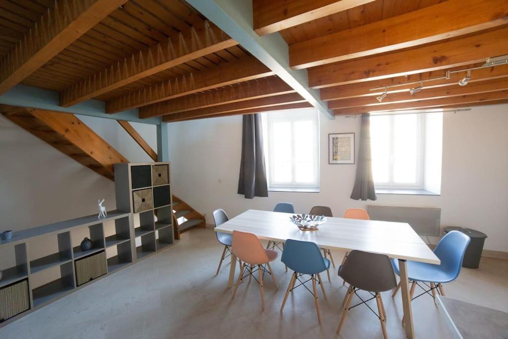Maison Type Loft - Avec Parking En Plein Centre La Rochelle  Exteriör bild