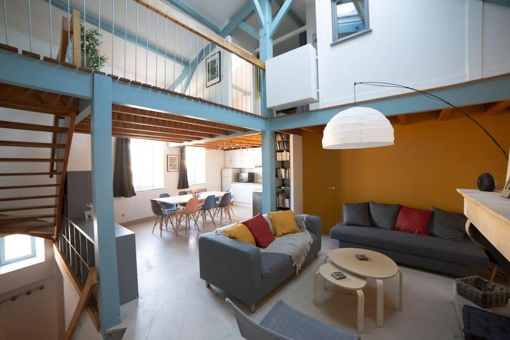 Maison Type Loft - Avec Parking En Plein Centre La Rochelle  Exteriör bild